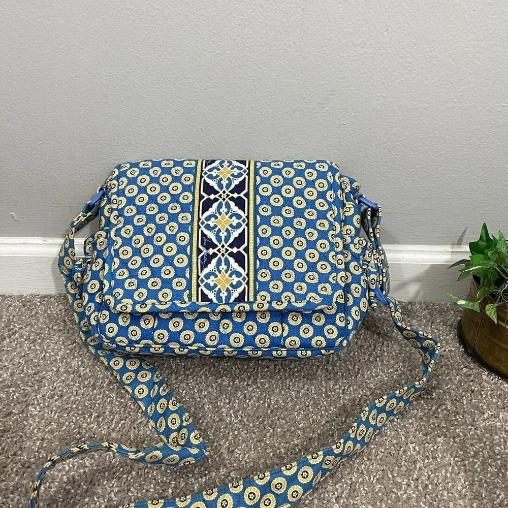 Vera Bradley Riviera Blue Yellow Lindsay Messenger Purse Hipster Crossbody